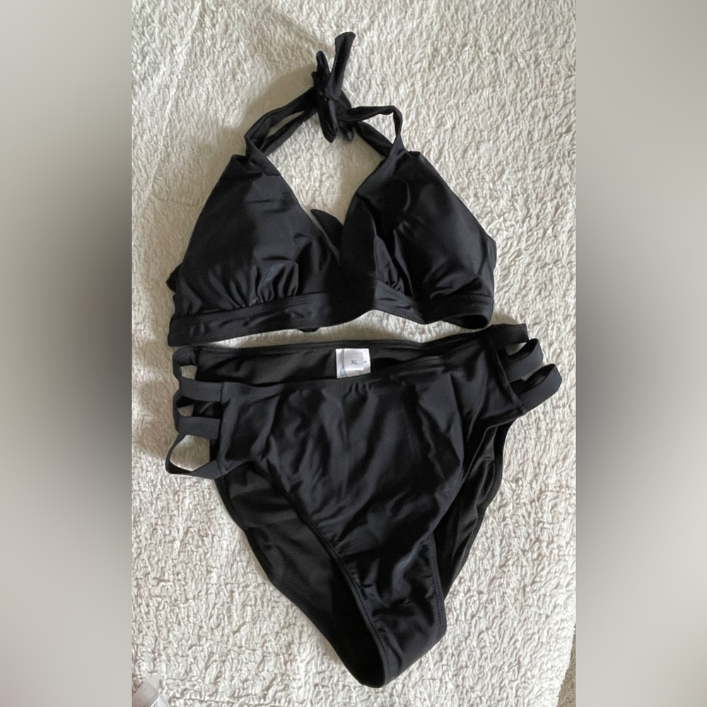NEW Black bikini set